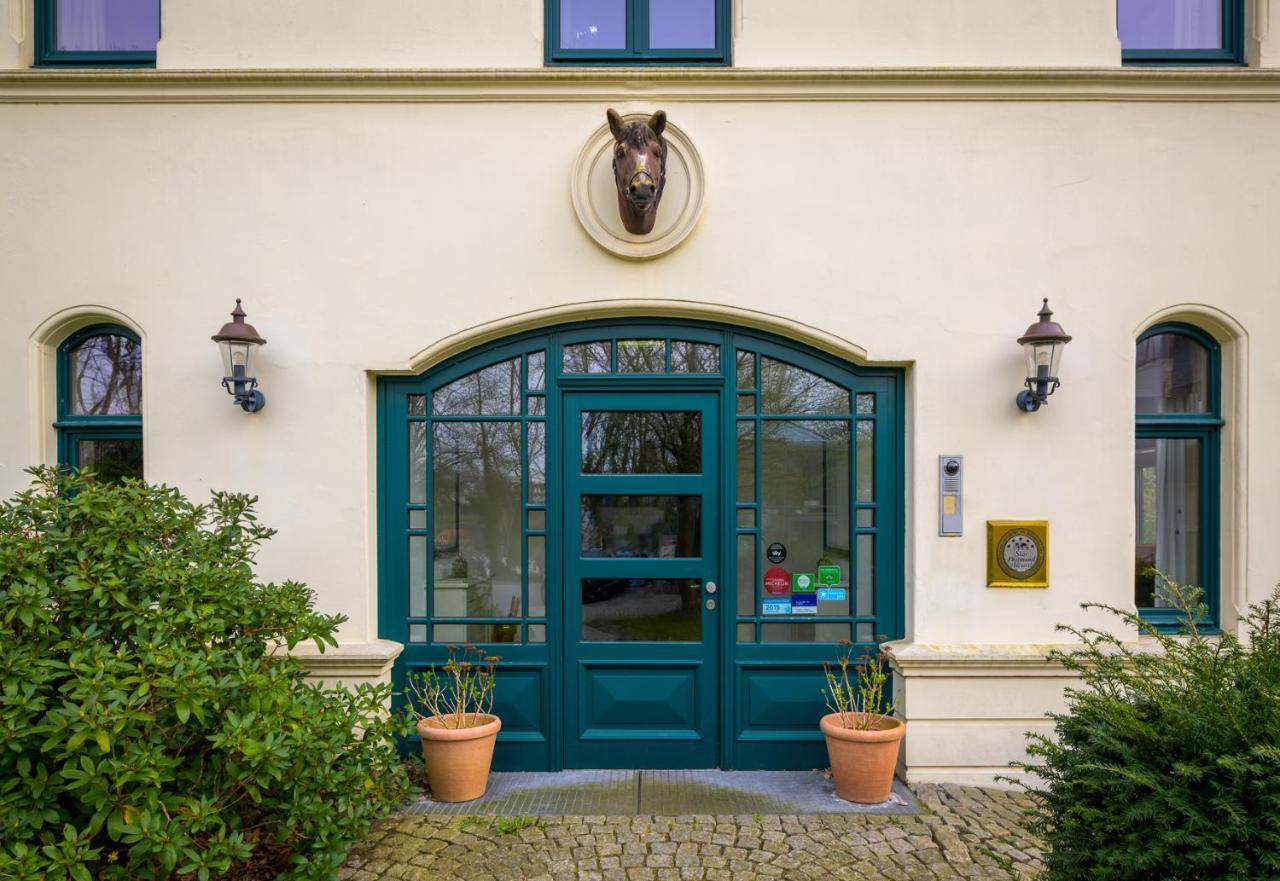 Remise Am Suellberg - Das Kleine Hotel Am Suellberg Hamburg Bagian luar foto