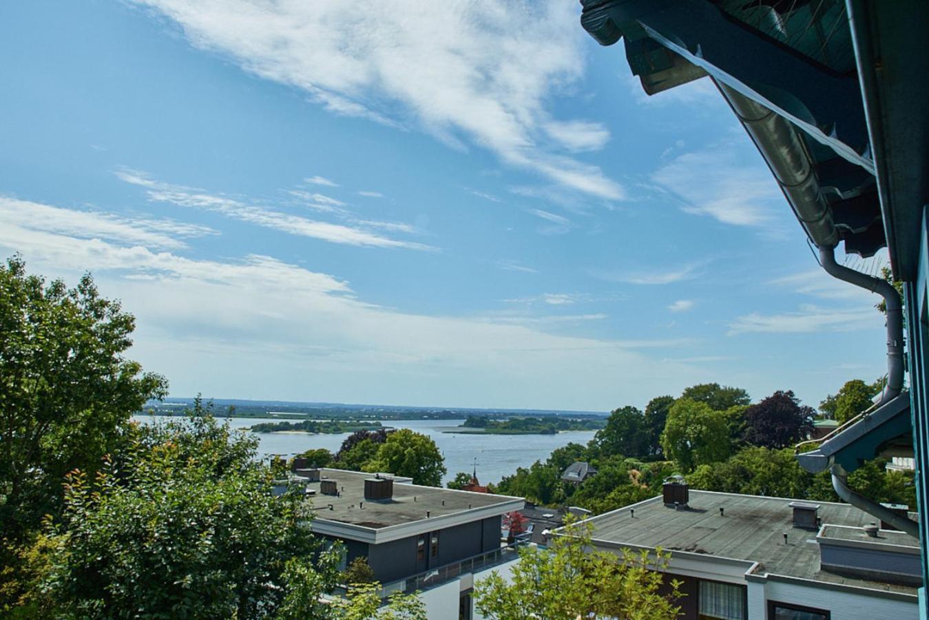 Remise Am Suellberg - Das Kleine Hotel Am Suellberg Hamburg Bagian luar foto