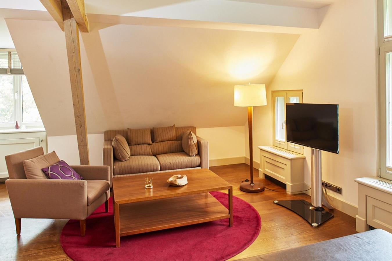 Remise Am Suellberg - Das Kleine Hotel Am Suellberg Hamburg Bagian luar foto